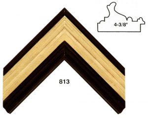 R813