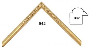 R942